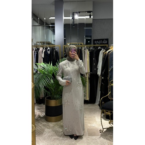 TAŞ DETAYLI ELBİSE