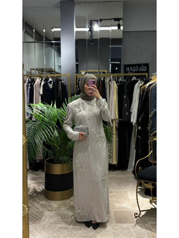 TAŞ DETAYLI ELBİSE