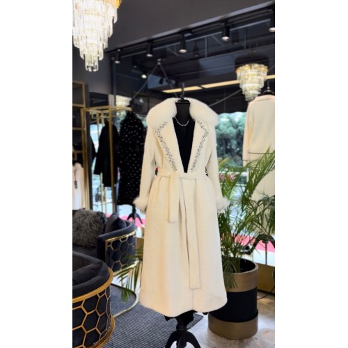 TAŞ DETAY ANGORA KÜRK